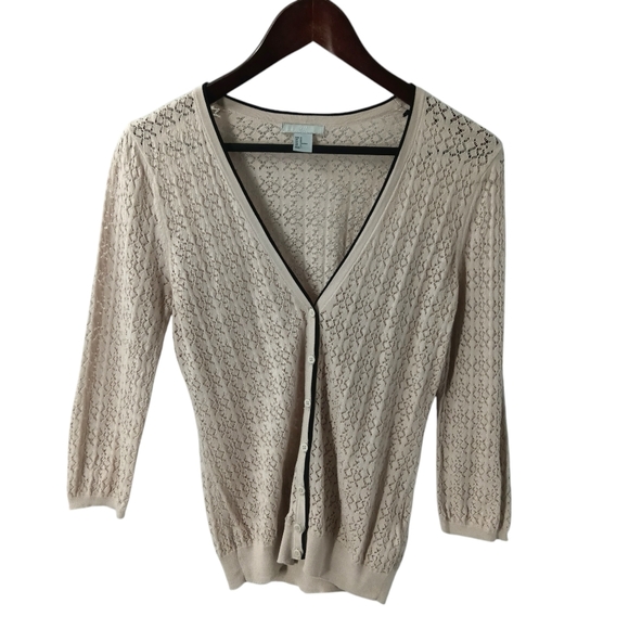 H&M Contrasting Delicate Lace Button Down Cardigan Sweater Size Medium - Picture 1 of 7